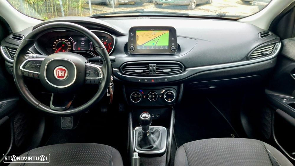 Fiat Tipo 1.3 M-Jet Lounge Tech J17 - 14