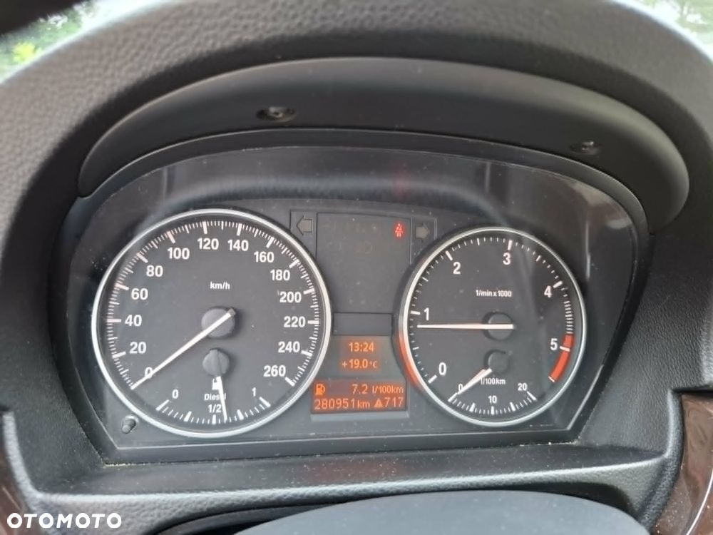 BMW Seria 3 320d - 15