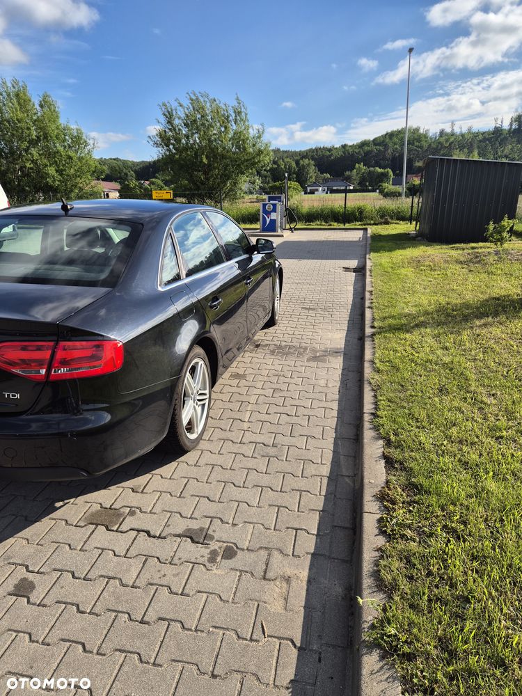 Audi A4 Limousine - 2