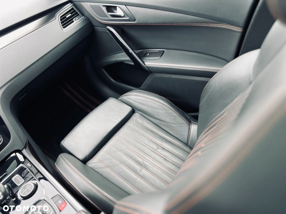 Peugeot 508 RXH Hybrid4 - 23