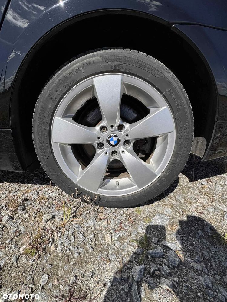 BMW Seria 5 525d - 30
