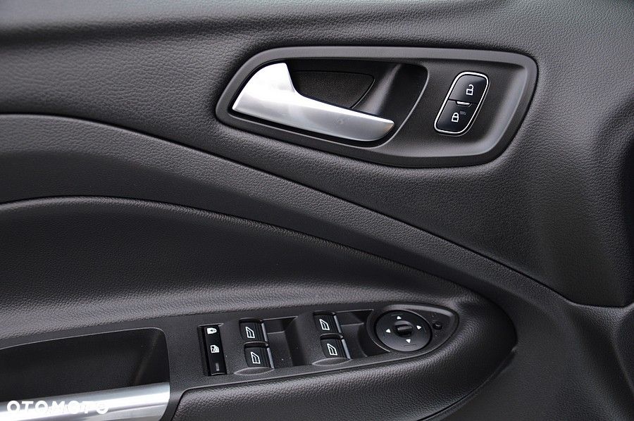 Ford Kuga 1.5 EcoBoost 2x4 SYNC - 37