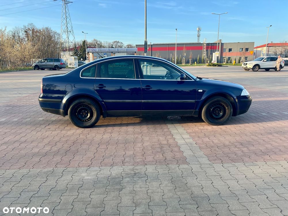 Volkswagen Passat - 8