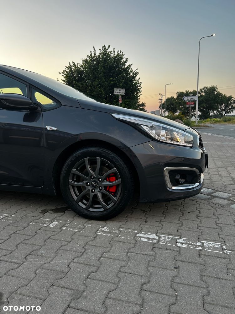 Kia Ceed 1.6 GDI Edition 7 - 10
