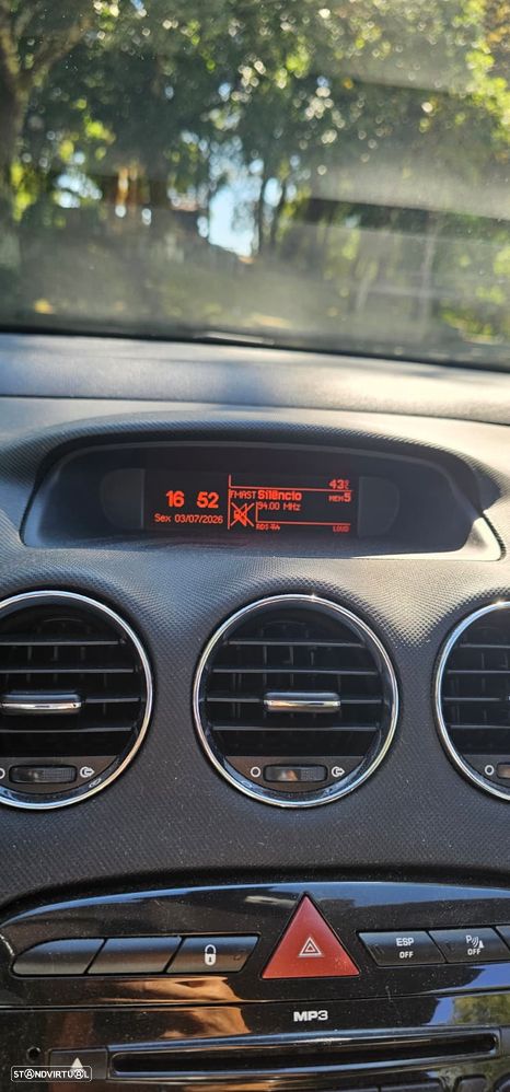 Peugeot 308 CC 2.0 HDi Sport - 12