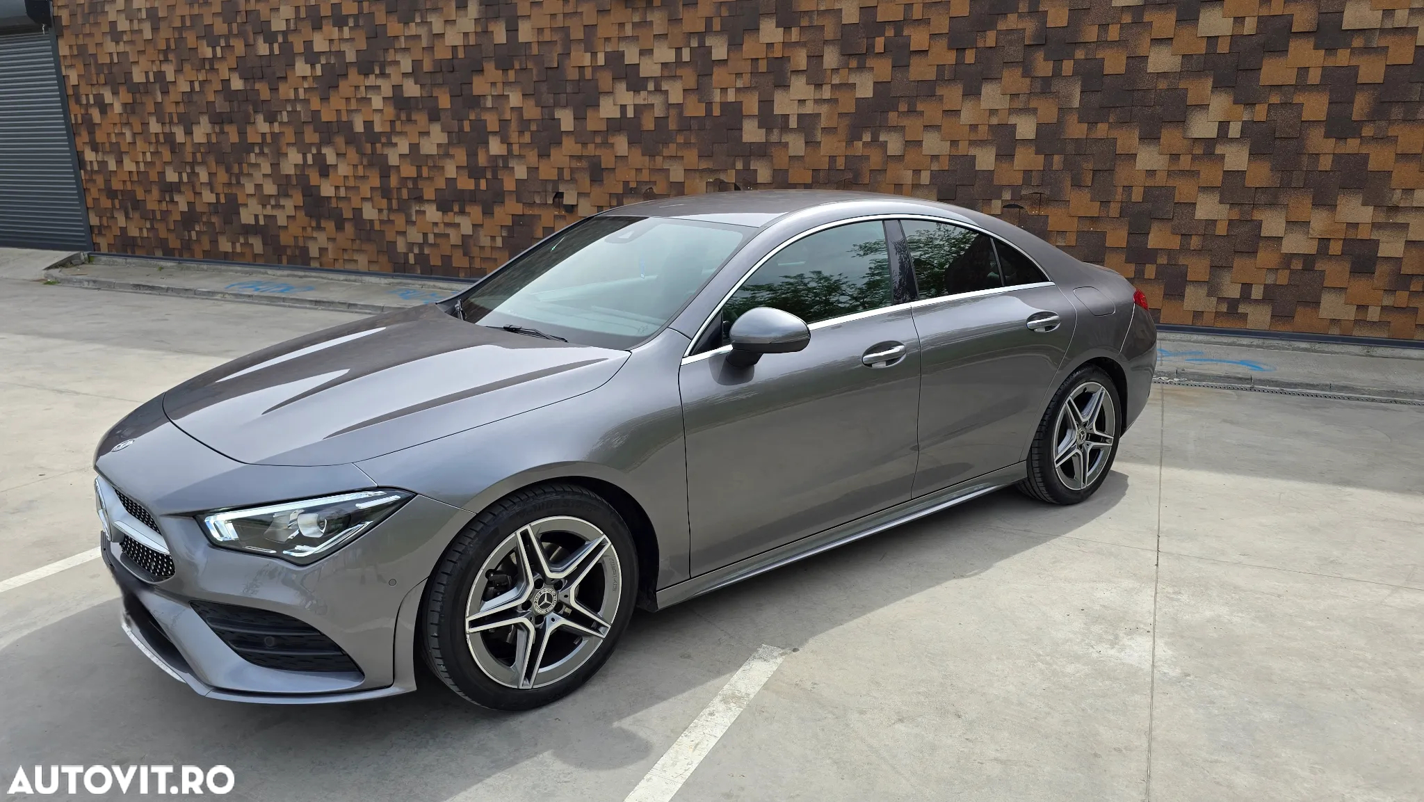 Mercedes-Benz CLA 180 7G-DCT AMG Line - 5