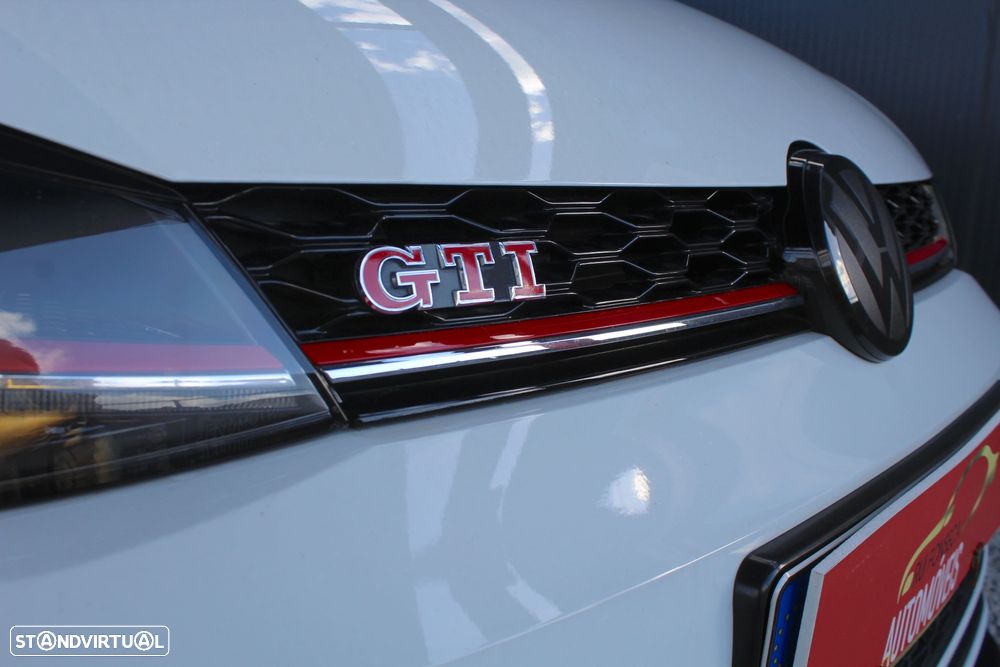 VW Golf 2.0 TSI GTI DSG - 20