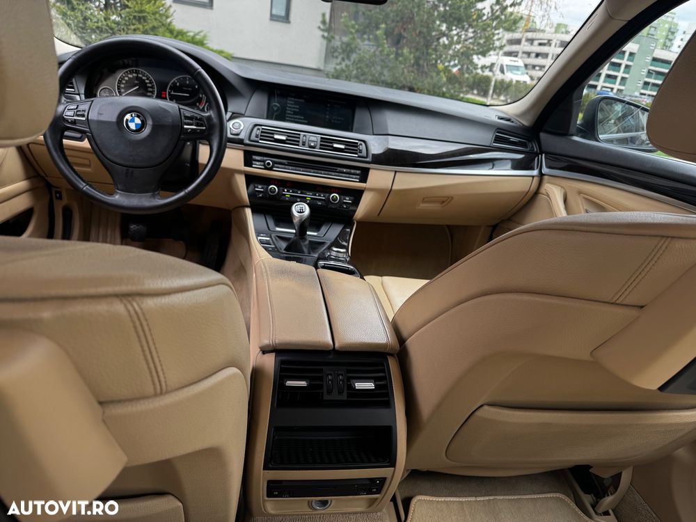 BMW Seria 5 525d - 5
