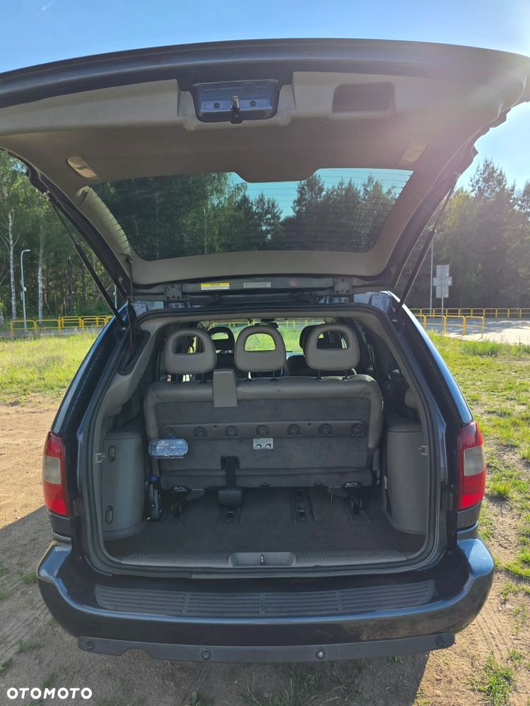 Chrysler Grand Voyager 2.5L CRD LX - 5