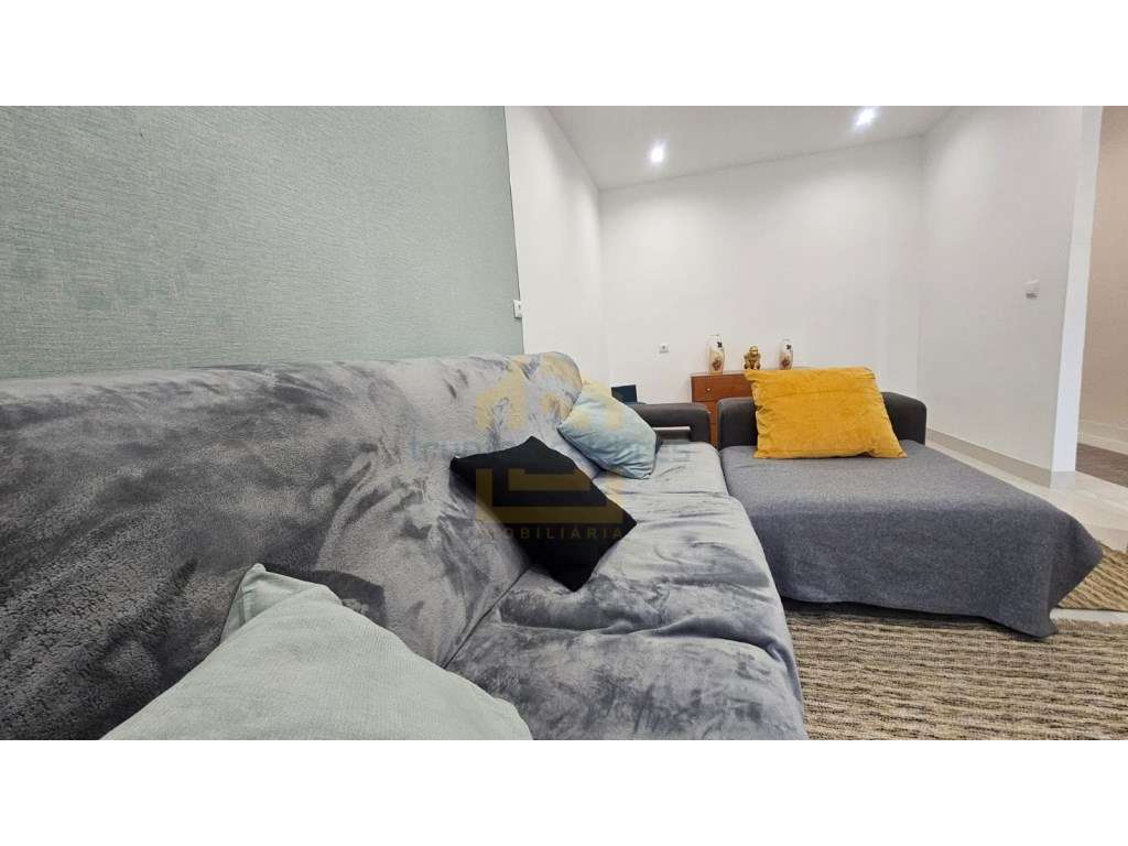 Moradia T2+1 Totalmente Renovada - 100m da Praia | Vila do Conde - Grande imagem: 3/34