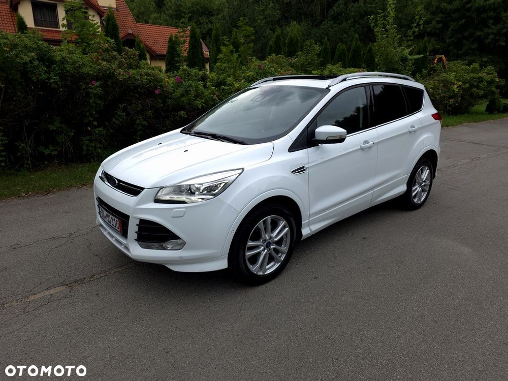 Ford Kuga 2.0 TDCi 4WD Titanium - 4