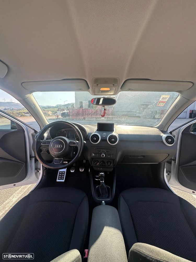 Audi A1 1.6 TDI Sport Edition S-line - 16