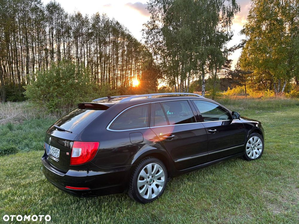 Skoda Superb 1.8 TSI Ambition DSG - 14