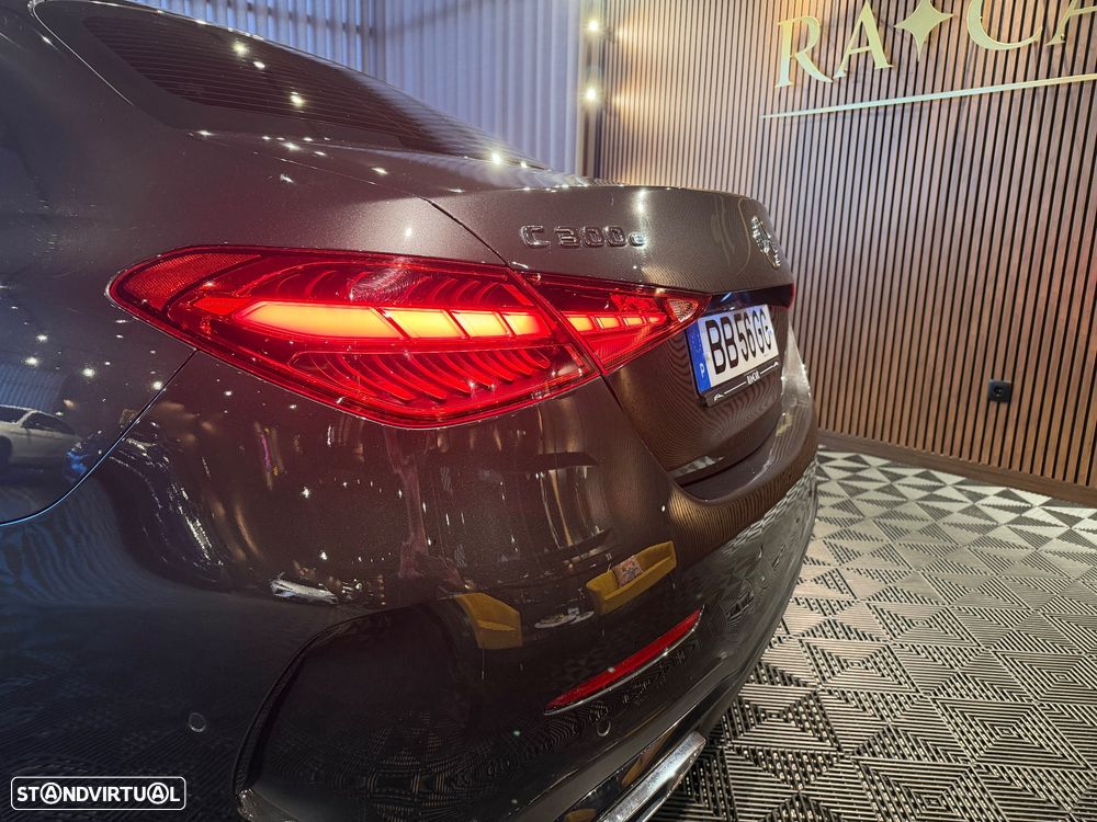 Mercedes-Benz C 300 e AMG Line - 10