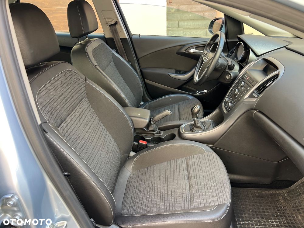 Opel Astra 1.4 T Business S&S - 22