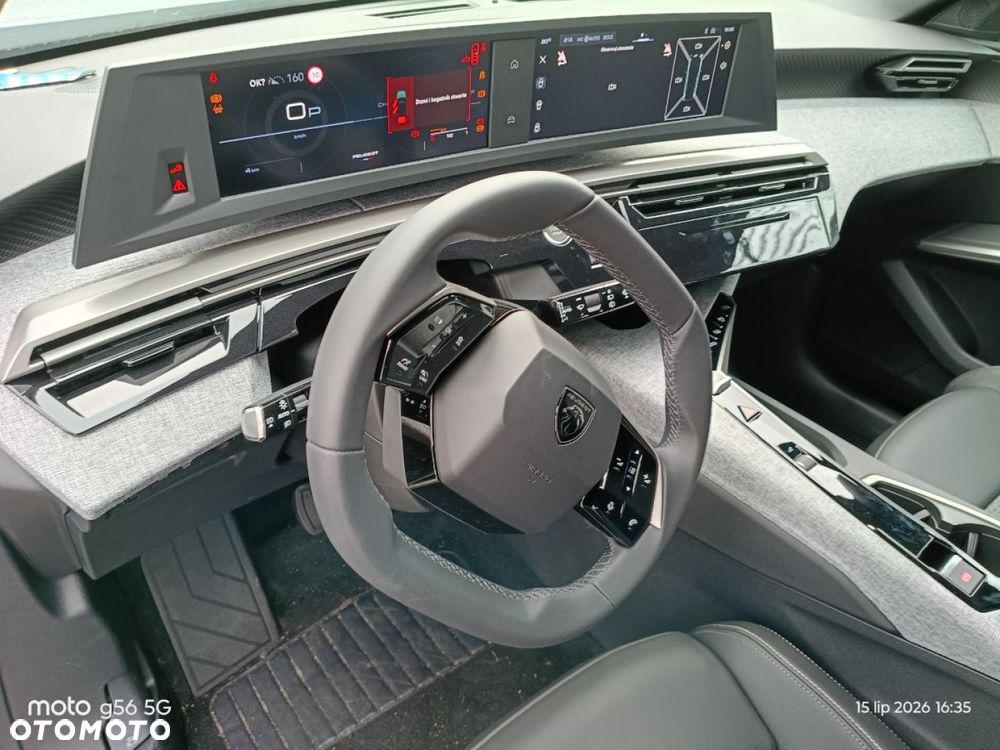 Peugeot 5008 - 12