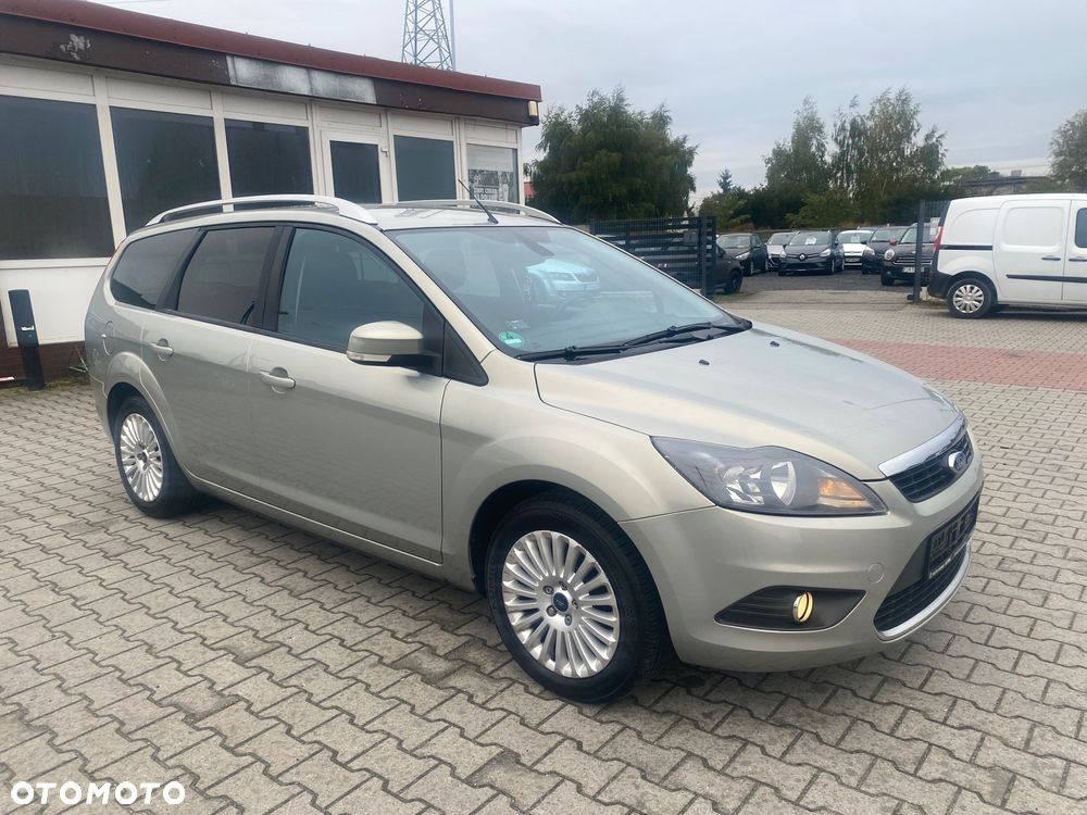 Ford Focus 1.8 FF Ghia - 9