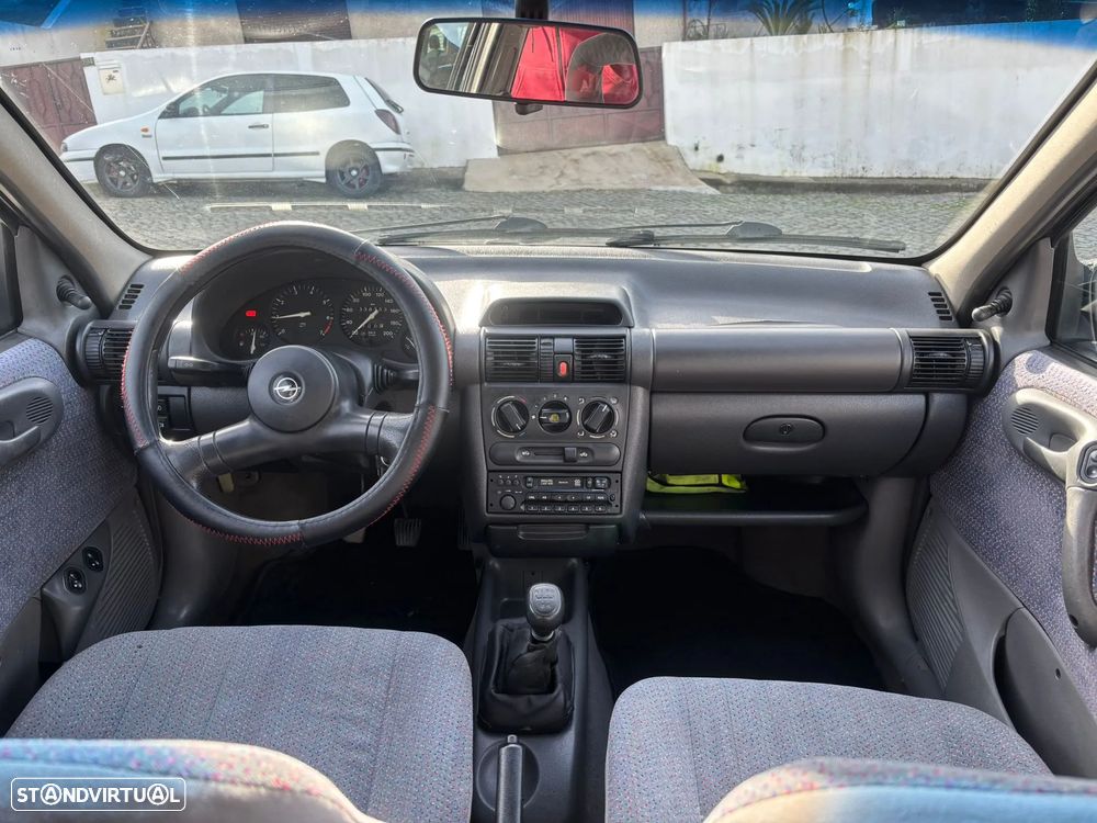 Opel Corsa - 3
