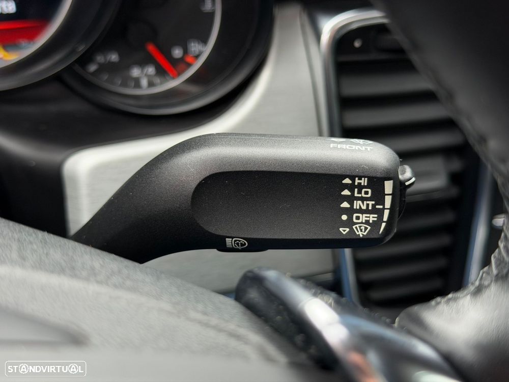 Porsche Panamera Standard - 38