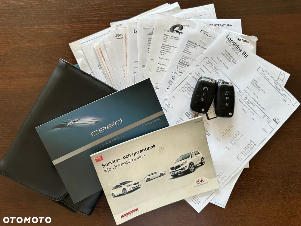 Kia Ceed 1.6 CRDi 128 Platinum Edition - 29