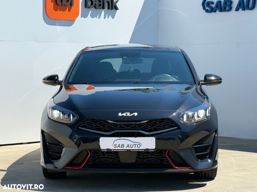 Kia Ceed - 3