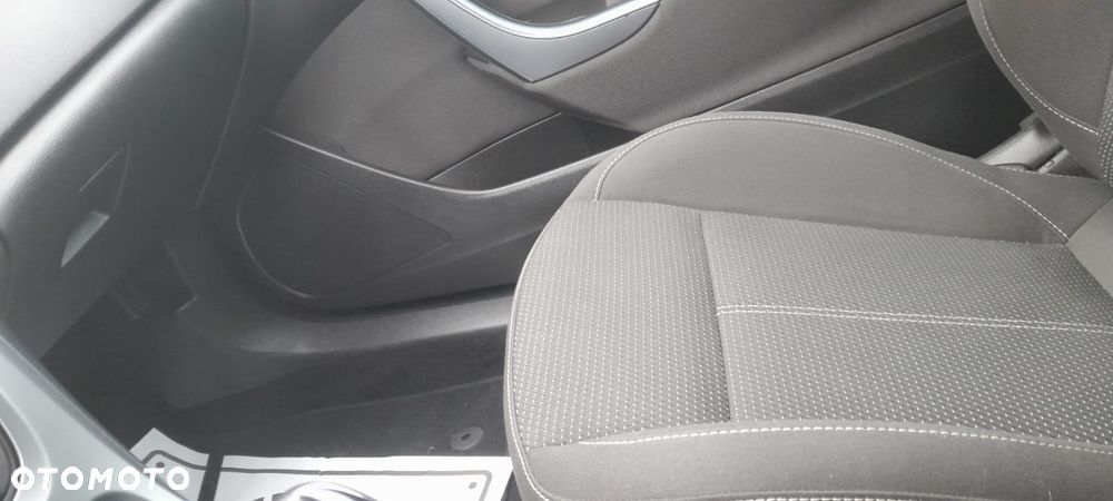 Hyundai i30 1.4 Advantage - 22