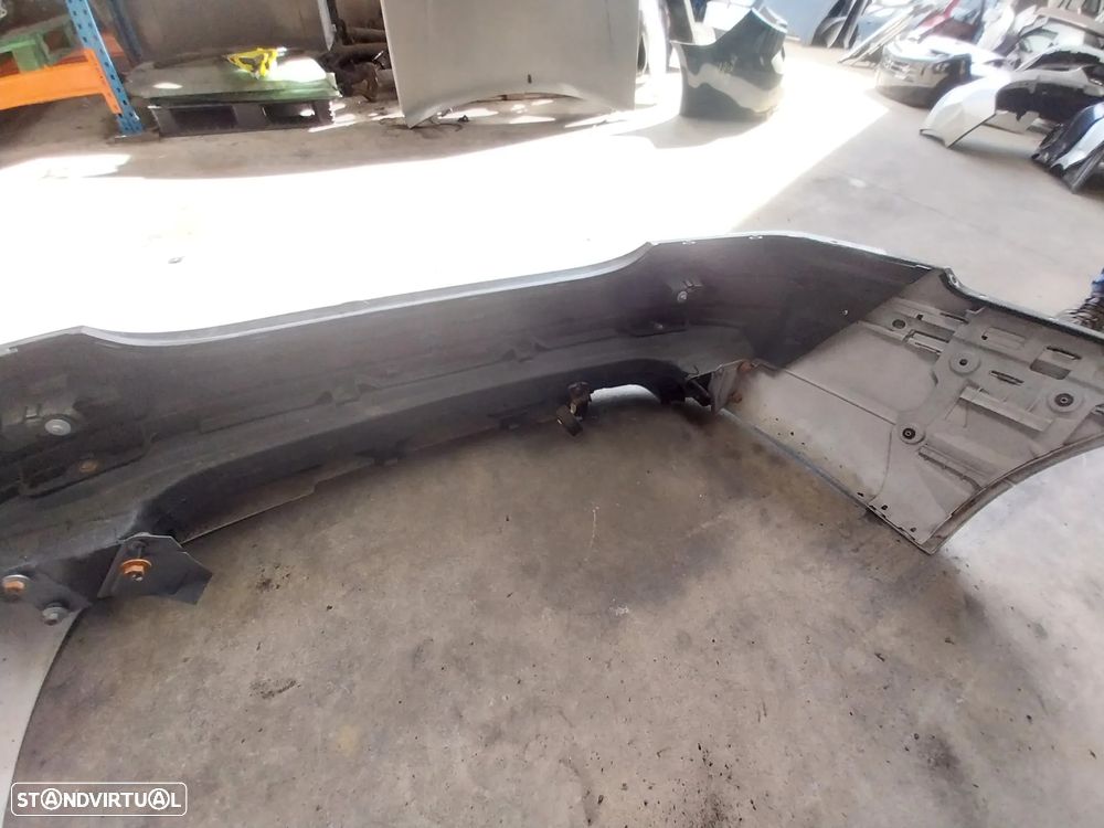 Para-choques tras Mercedes-Benz W203 com reforço 2003 - 5