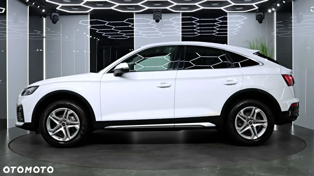 Audi Q5 Sportback 40 TDI quattro S tronic advanced - 4