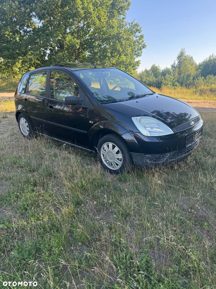 Ford Fiesta 1.4 Ambiente - 1