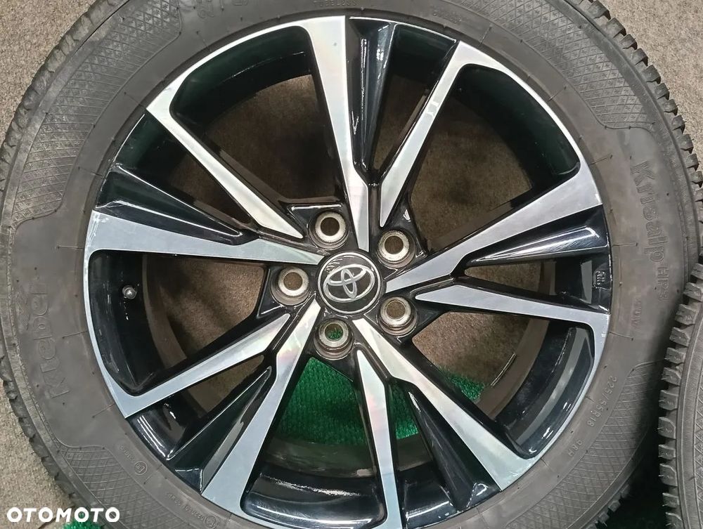 TOYOTA RAV4 od 2019r Koła z Oponami Zimowymi 225/55 R18 KLEBER - 2