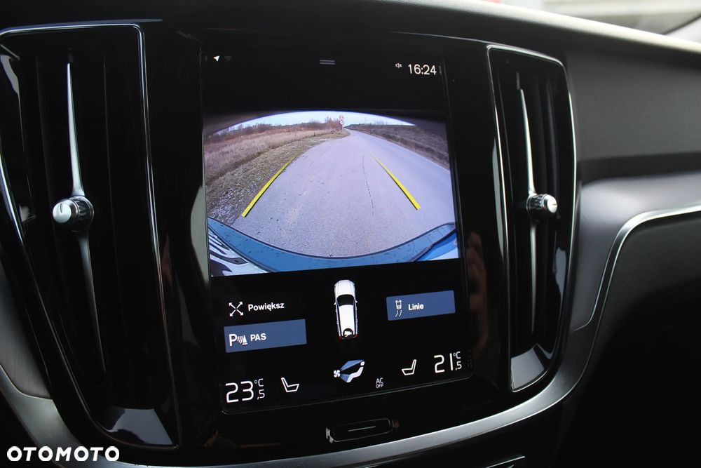 Volvo V60 Cross Country B4 D AWD Geartronic Pro - 15