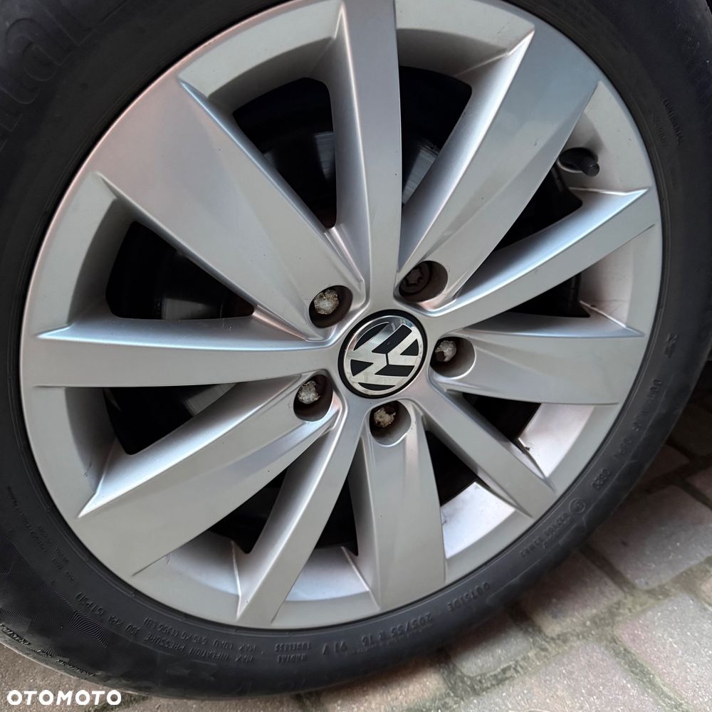 Volkswagen Passat 2.0 TDI Comfortline - 20