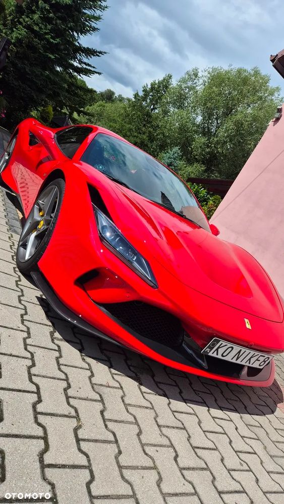 Ferrari F8 Spider - 7