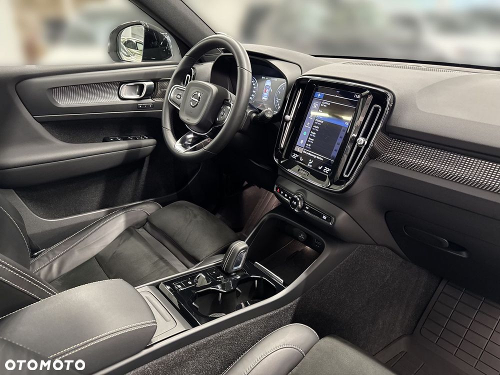 Volvo XC 40 B4 B R-Design - 22