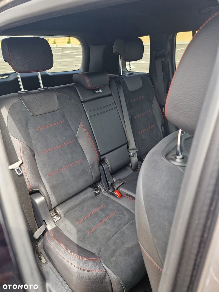 Mercedes-Benz GLB 250 4-Matic AMG Line 8G-DCT - 14
