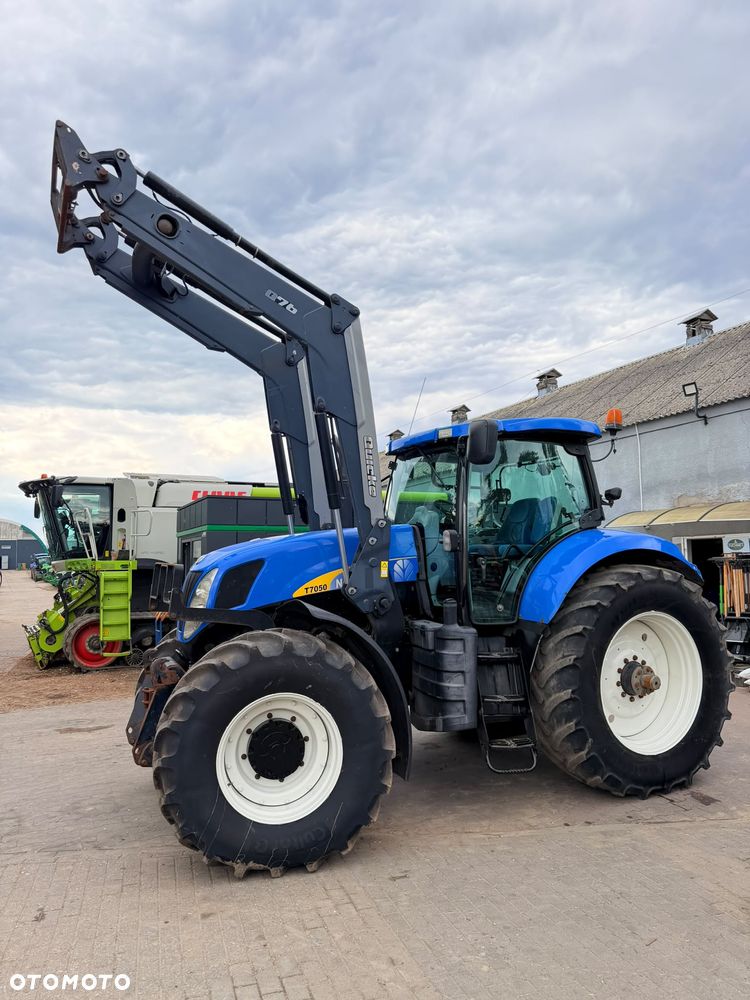 New Holland T 7050 - 10