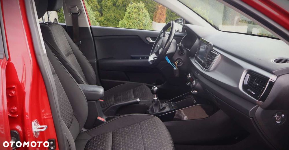 Kia Rio - 19