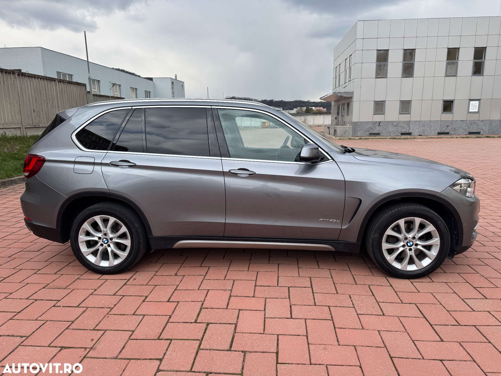 BMW X5 xDrive40d - 4