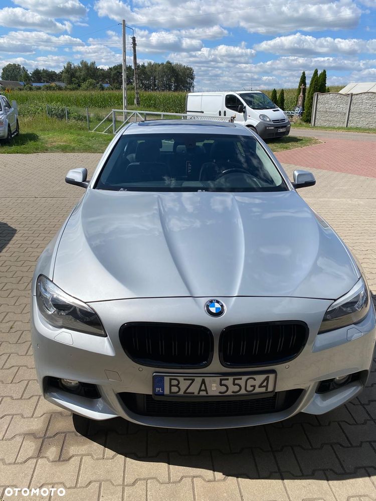 BMW Seria 5 528i xDrive - 13