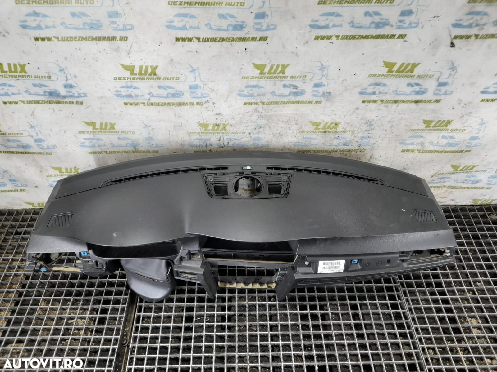 Plansa bord BMW Seria 3 E91 [2004 - 2010] 2.0 d n47d20a - 1