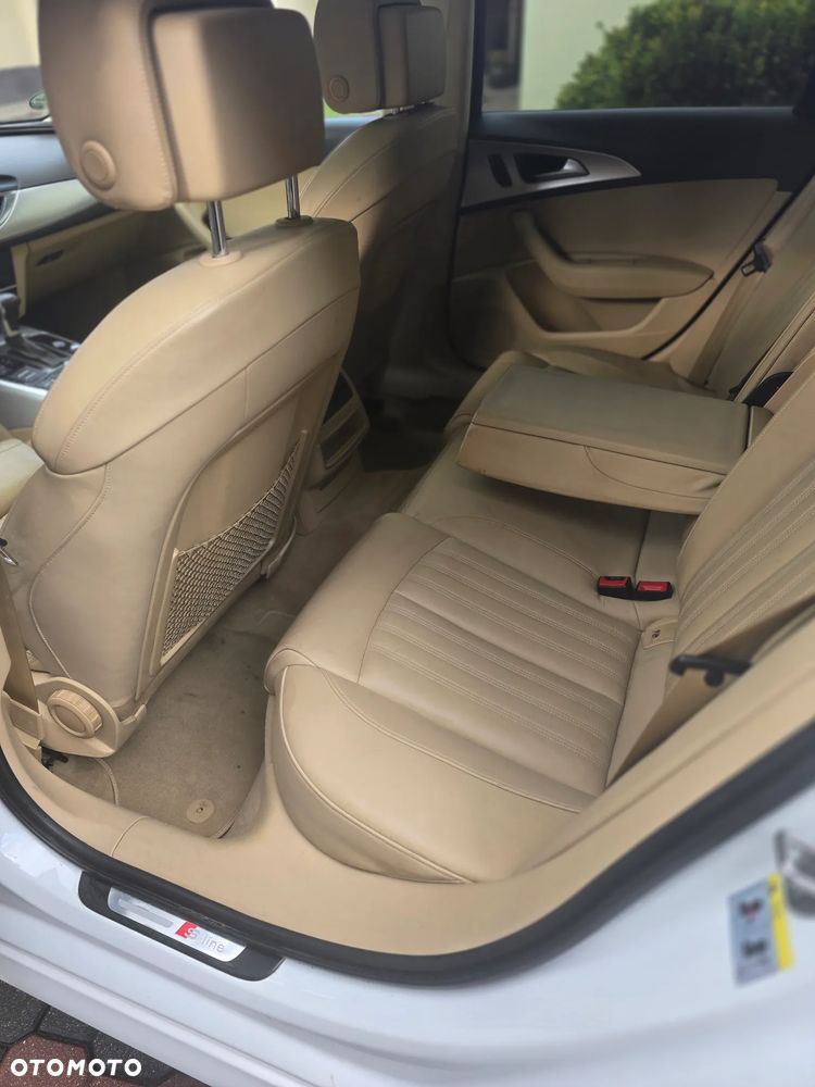 Audi A6 Avant - 15