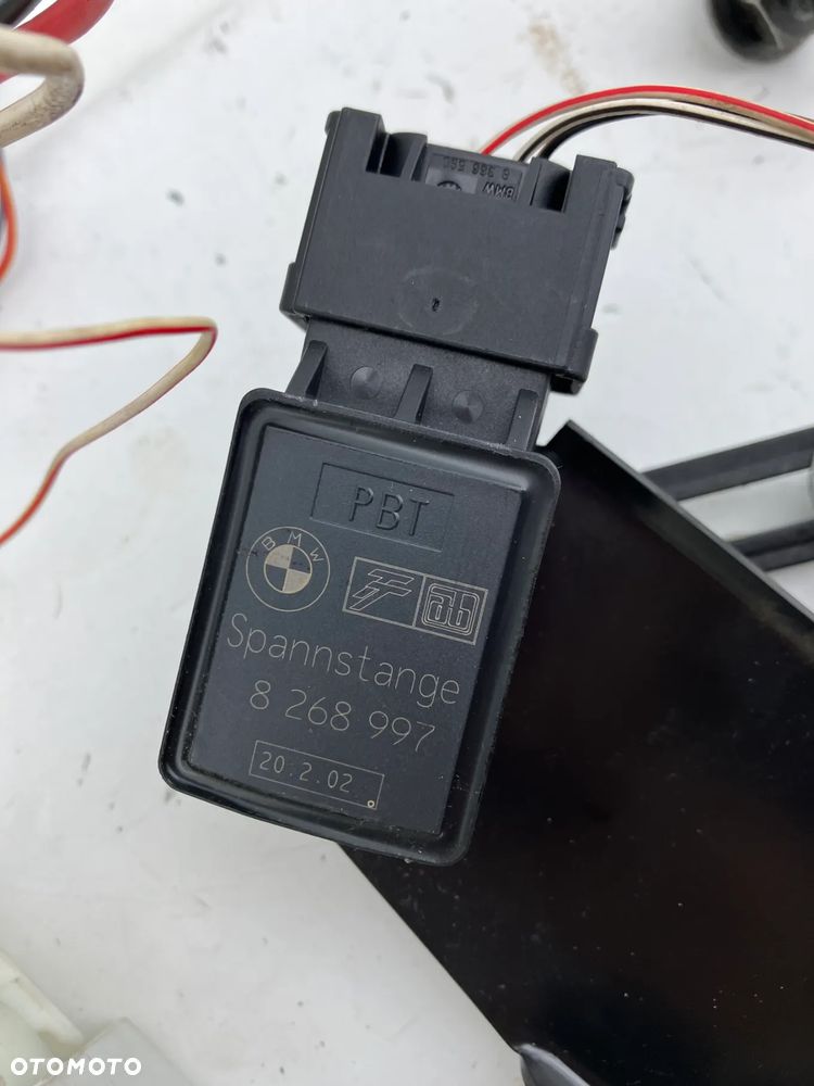 Siłownik hydroklapy klapy elektrycznej BMW E65 zestaw do doposażenia pompa siłownik przycisk przewody moduł 7015009 6921404 8268997 - 3