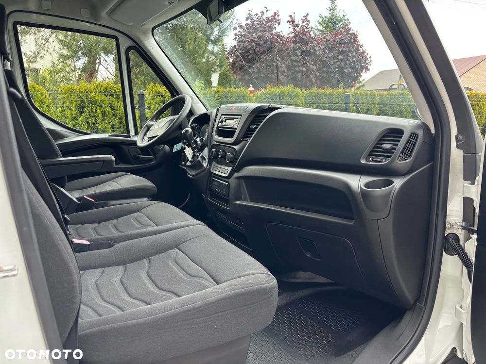 Iveco Daily 35C15**Kontener**Winda**Klima**Sprowadzony - 15