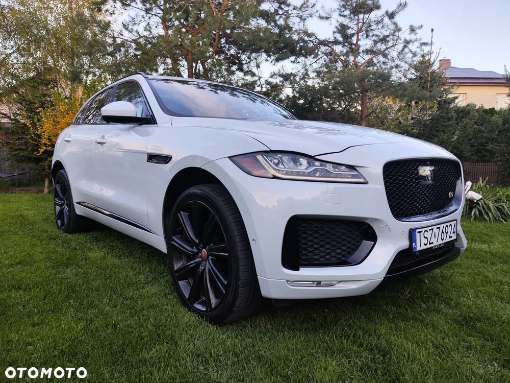 Jaguar F-Pace S AWD - 5