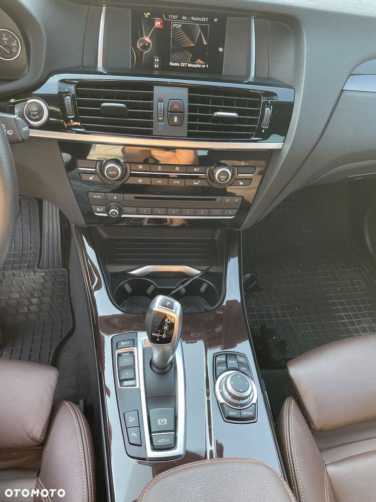 BMW X3 xDrive20d Luxury Line - 15