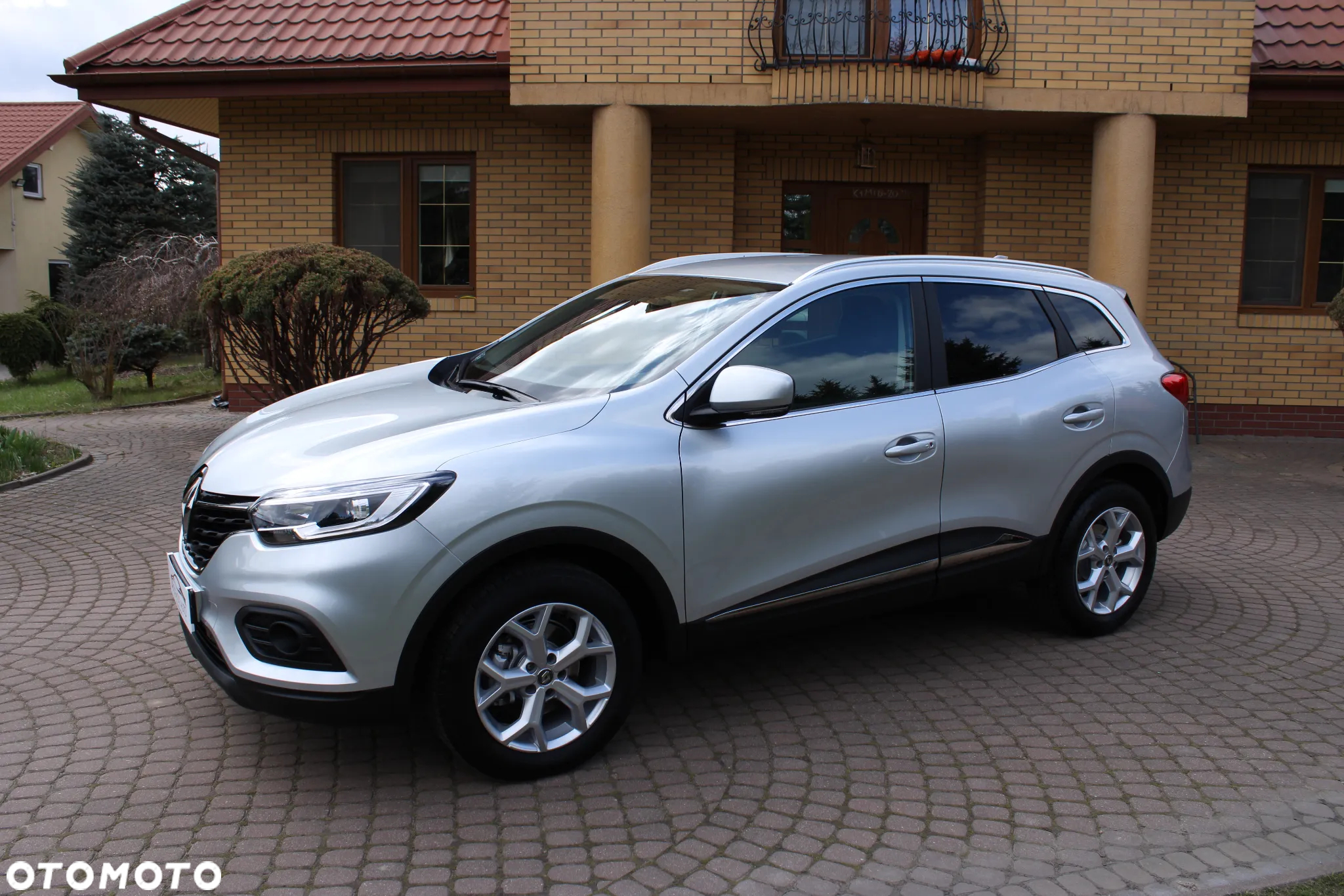 Renault Kadjar 1.3 TCe FAP Zen - 4