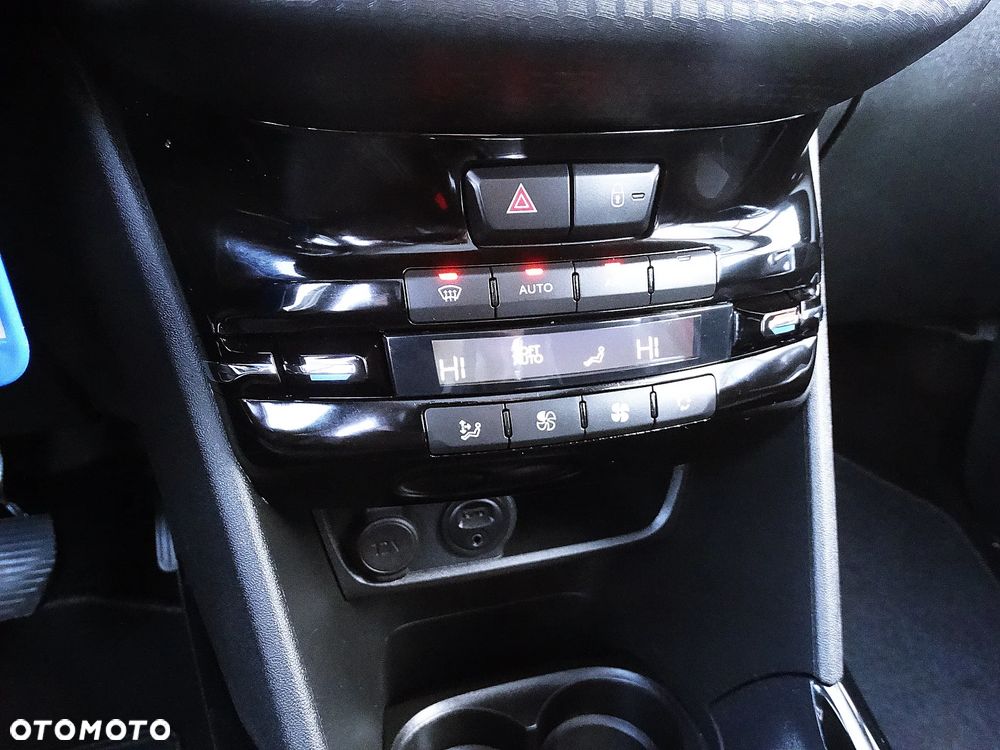 Peugeot 2008 BlueHDi FAP 120 STOP & START Business-Line - 25