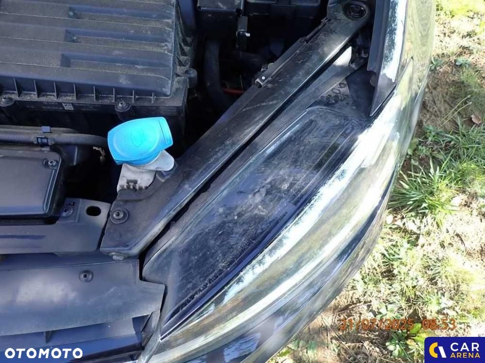 Volkswagen Golf - 26