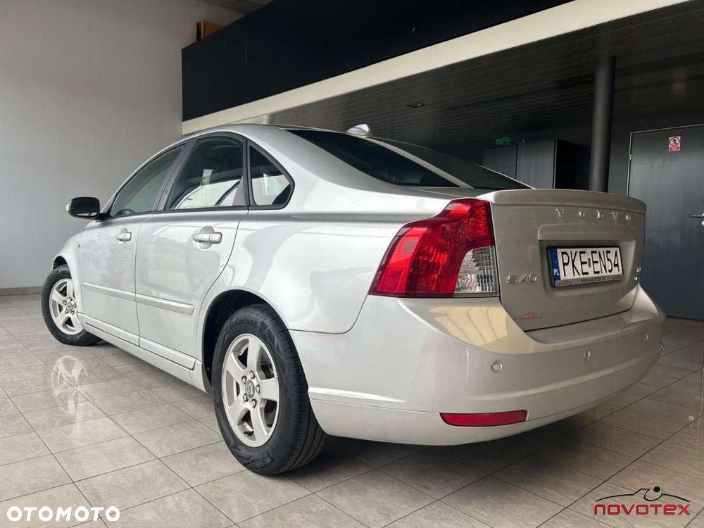 Volvo S40 1.6D Momentum - 4