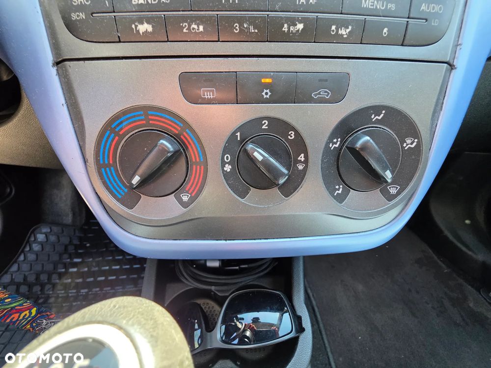 Fiat Punto - 22